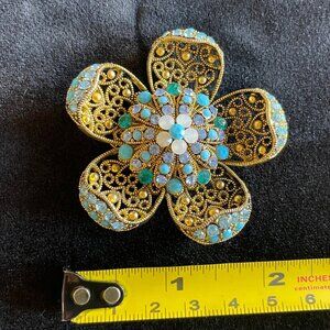 Filigree rhinestone-like turquoise and blue Brooch pin Von Maur